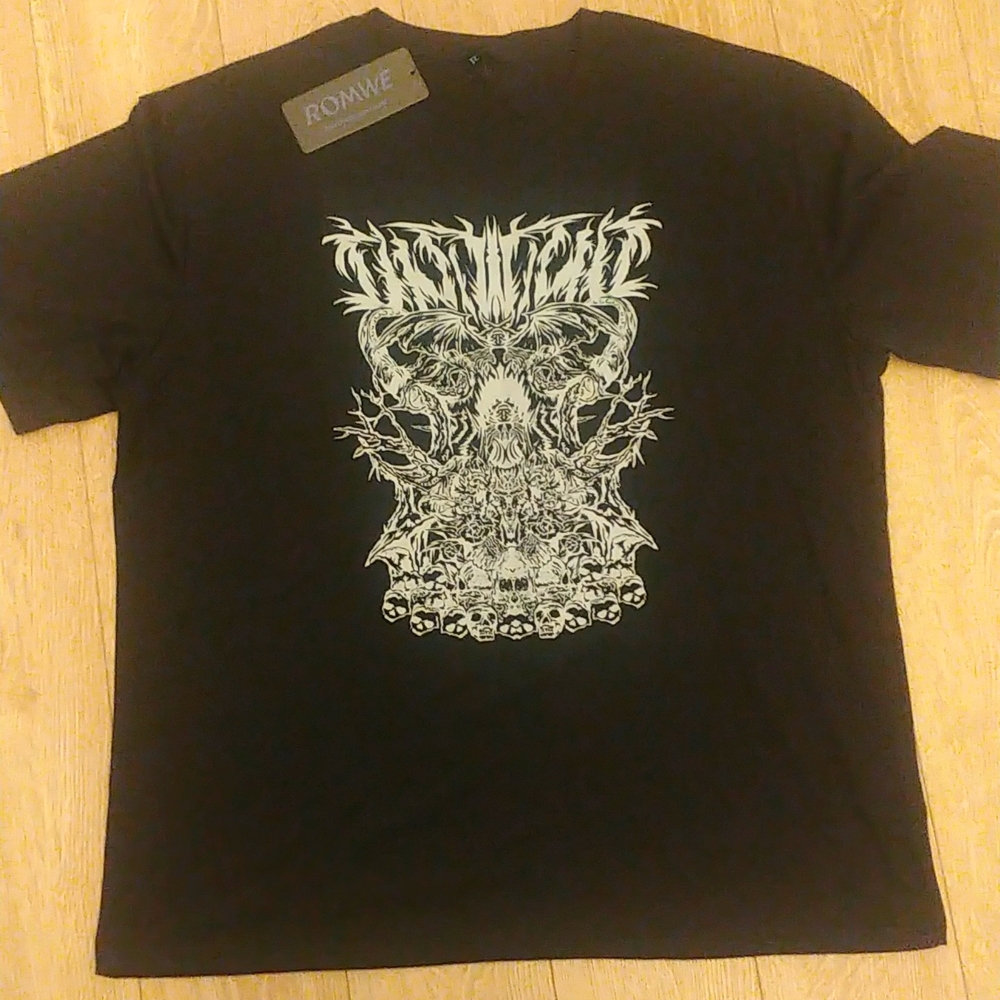 Mens black shirt